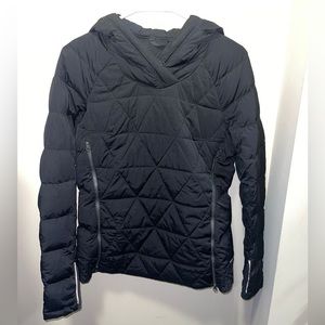 Lululemon black puffer jacket